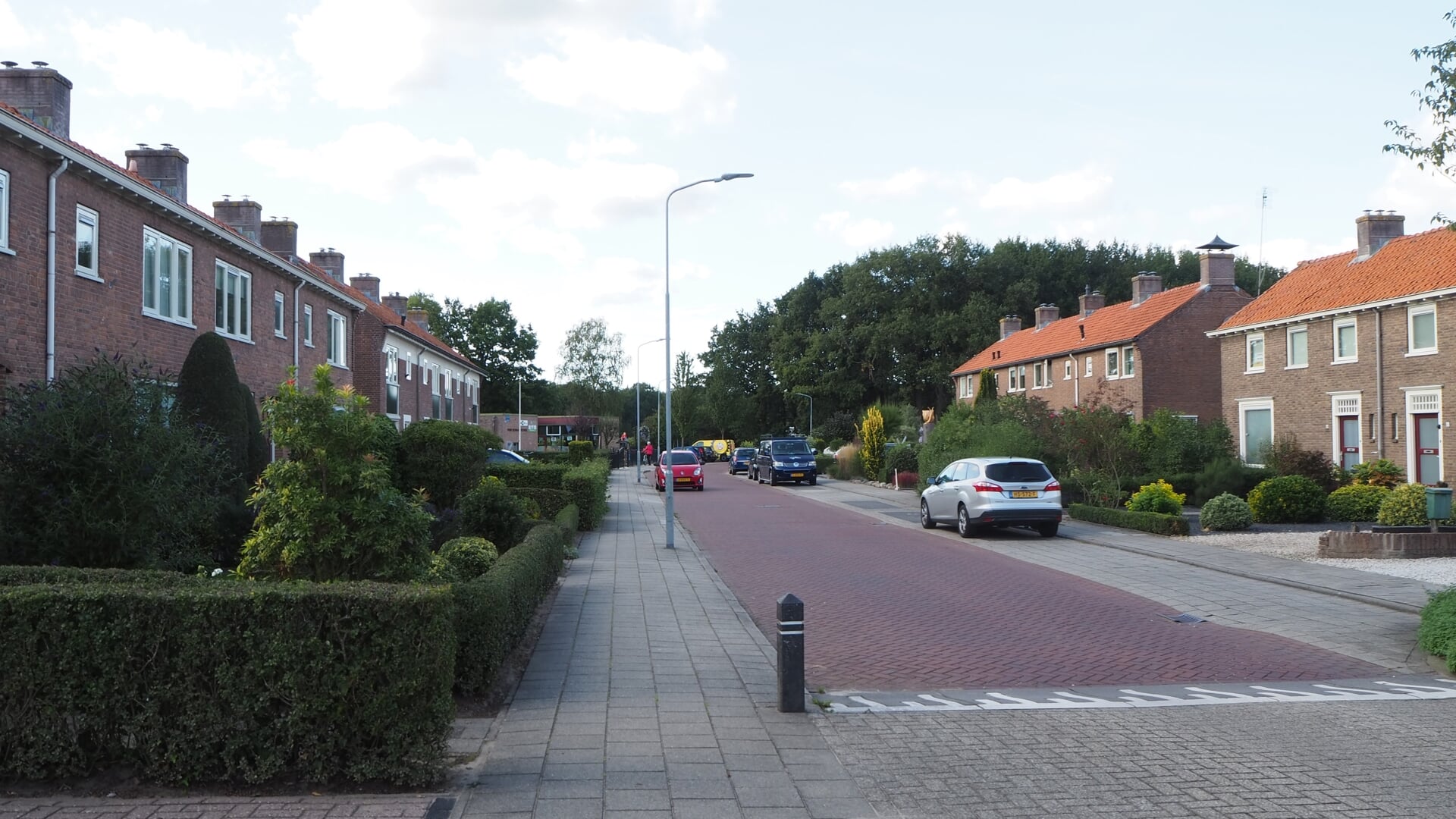 Foto van huizen en fietspad van de de HC bosstraat in Garderen foto